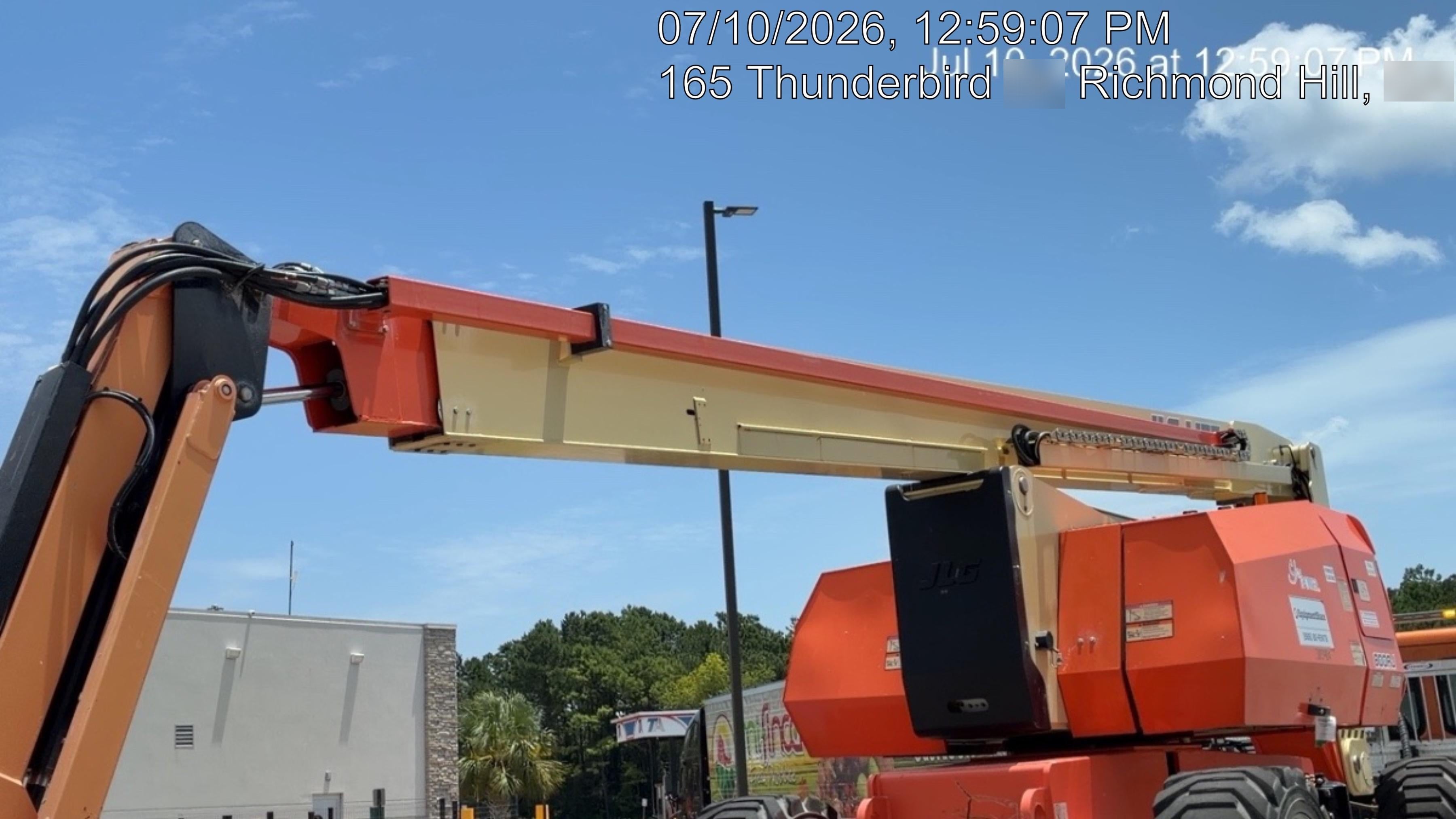 2023 JLG 800AJ