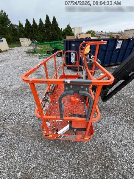 2025 JLG 800AJ