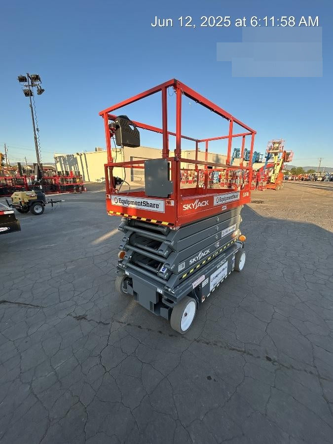 2022 SKYJACK SJ4740