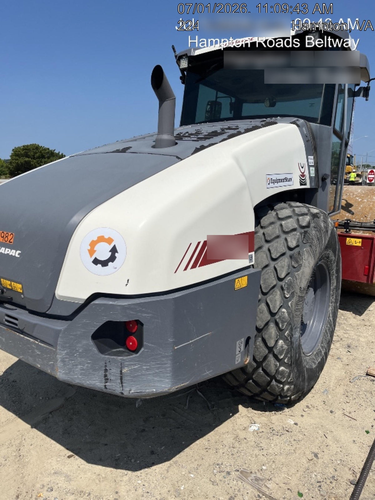 2023 DYNAPAC CA2500D