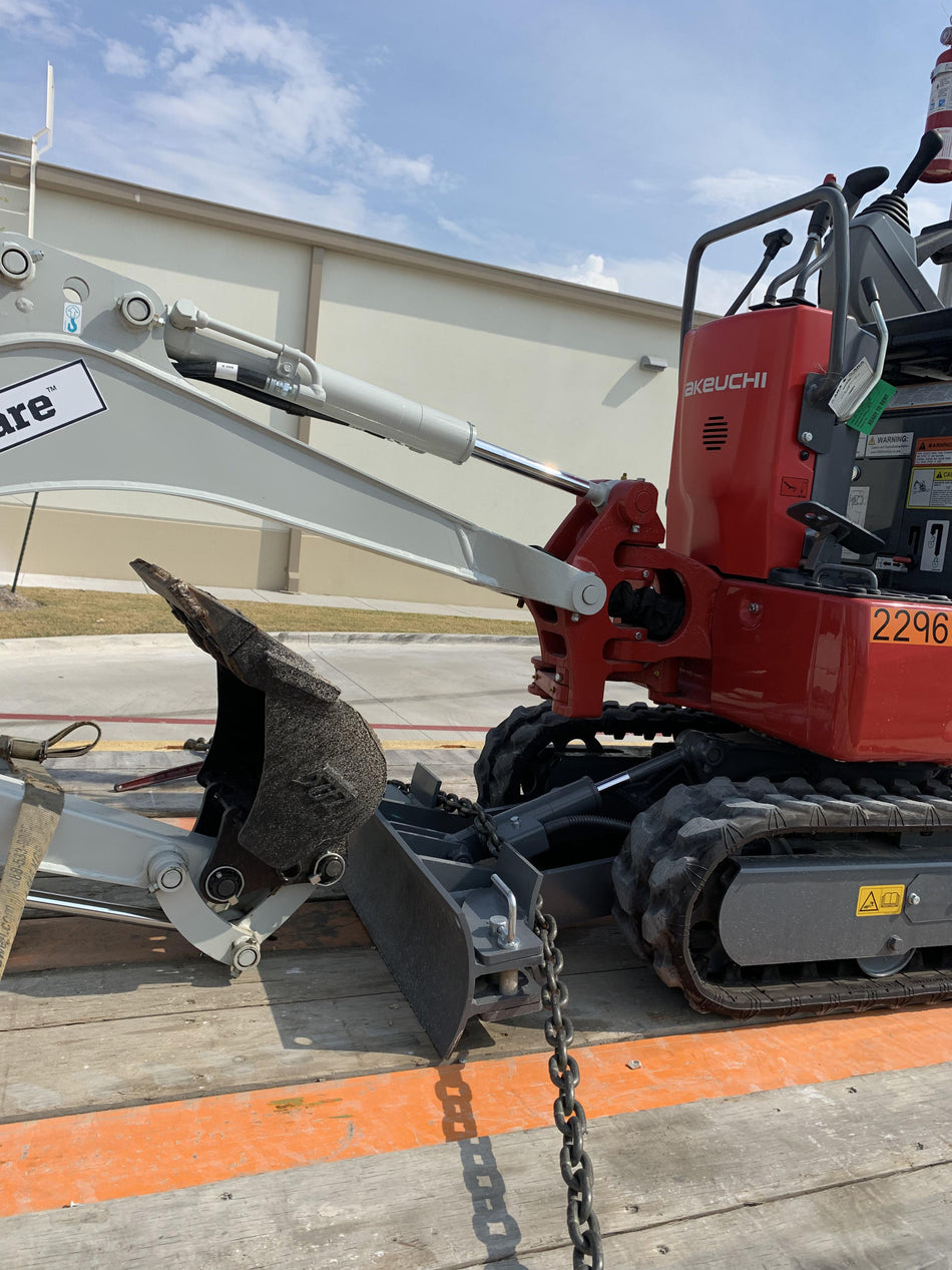 2022 TAKEUCHI TB210R