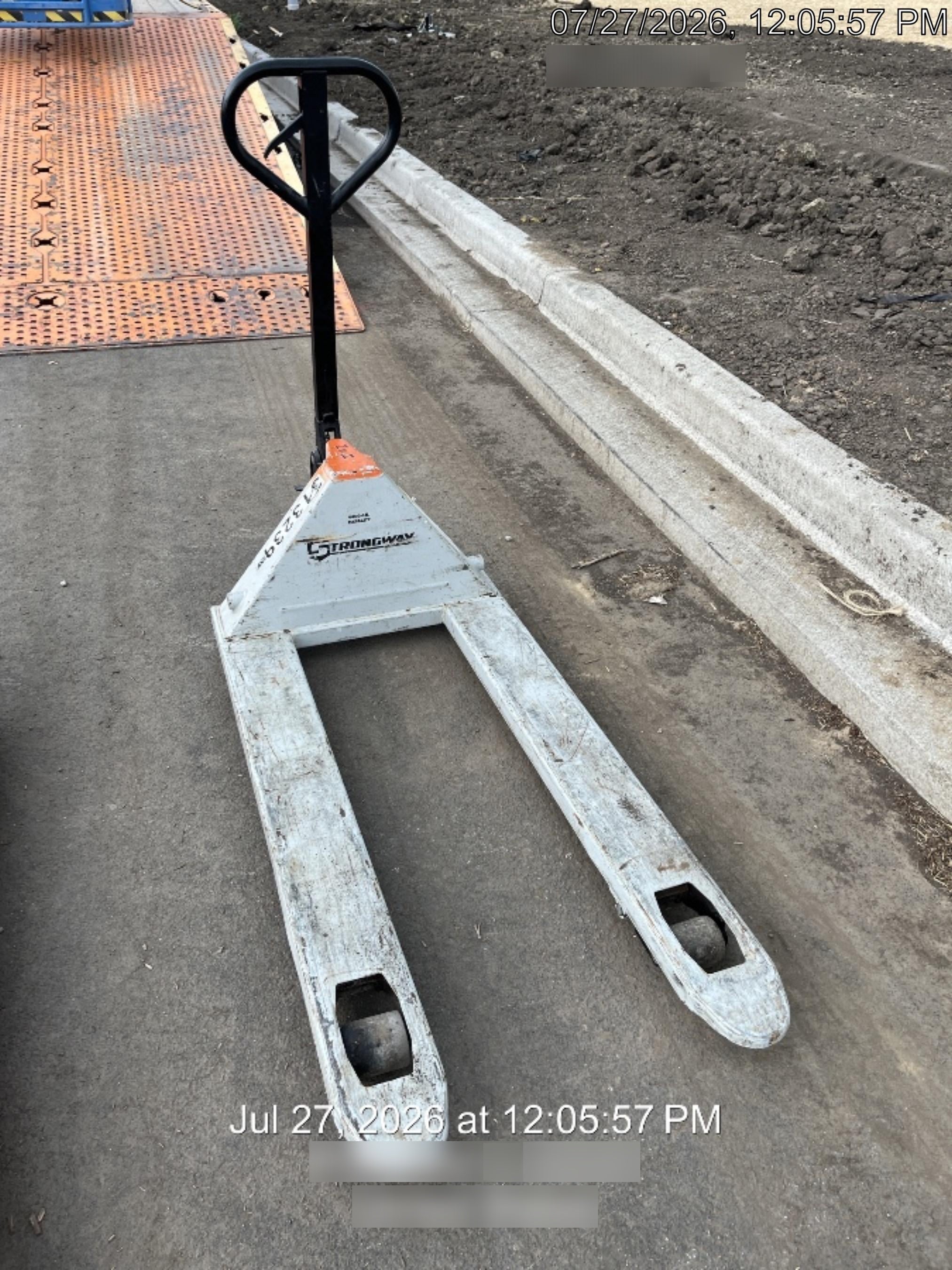 2023 STRONGWAY 4400 lb Pallet Jack