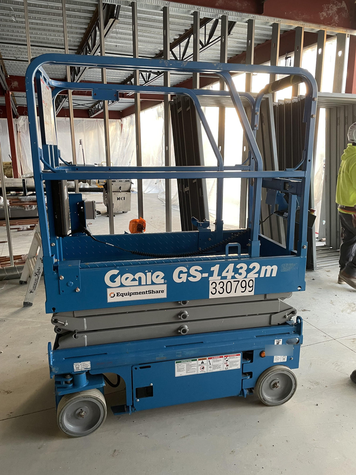 2023 GENIE GS-1432