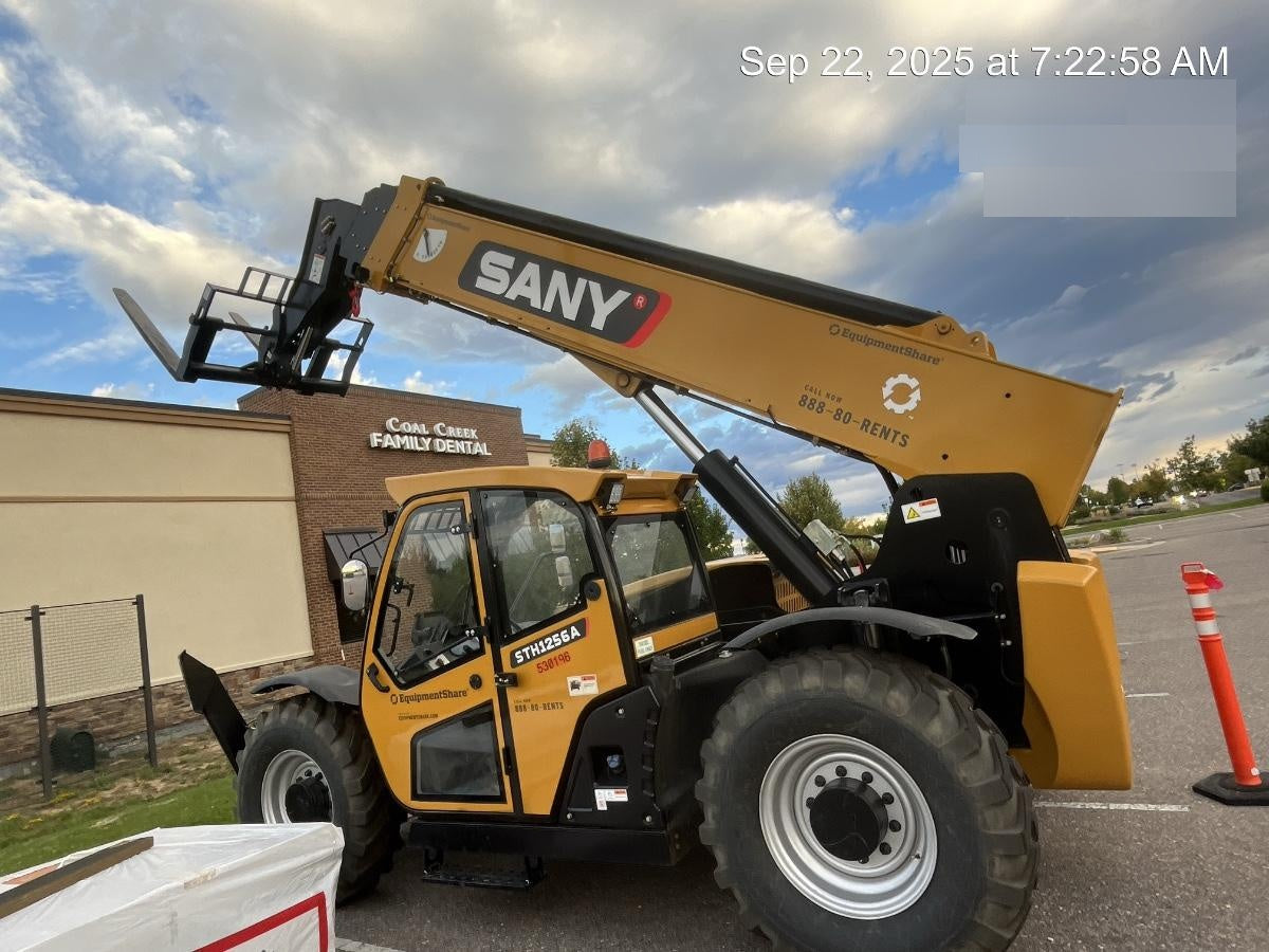 2025 SANY STH1256