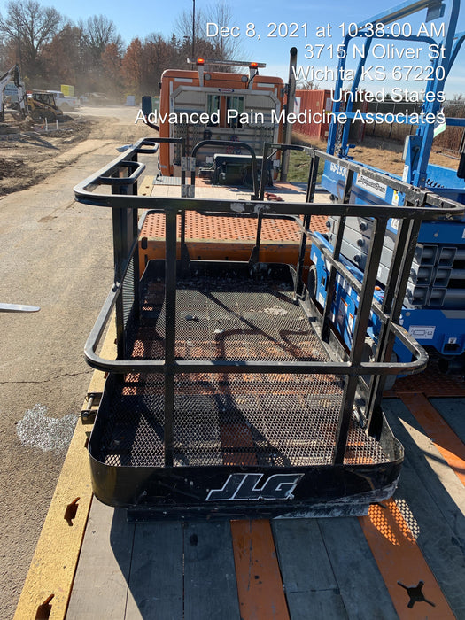 2016 JLG Work Platform, Fork Mounted