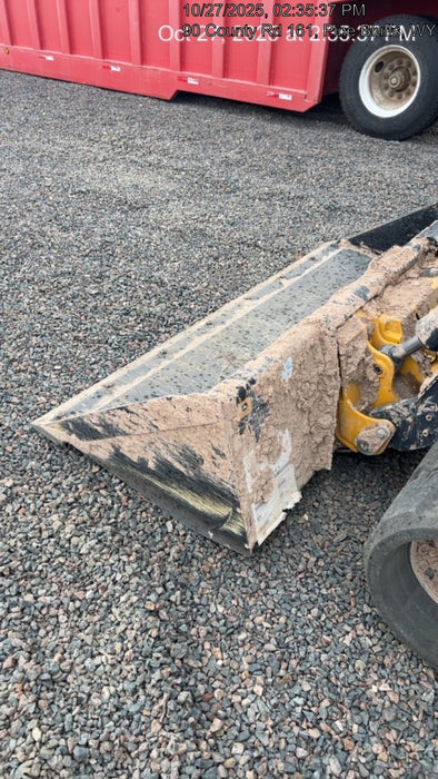 2025 JOHN DEERE 84" Bucket - John Deere