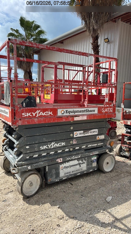 2022 SKYJACK SJ4732