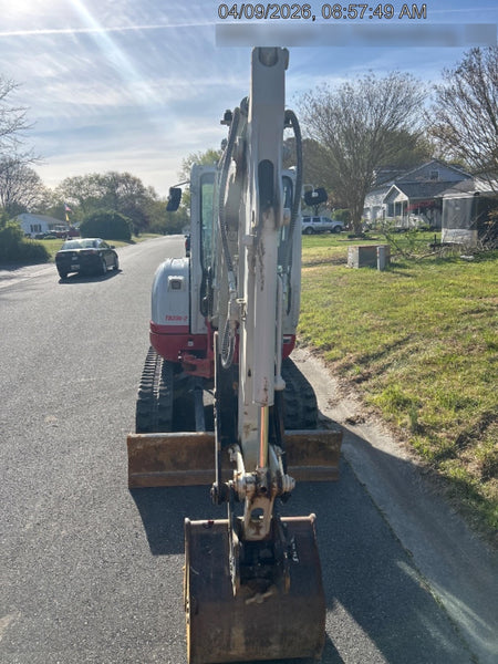 2025 TAKEUCHI TB235-2CR