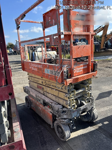 2022 JLG ES1932