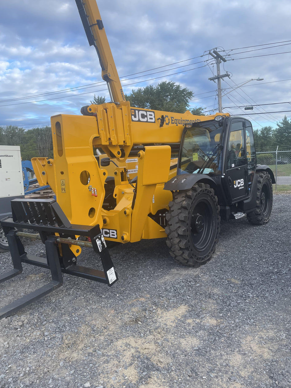 2025 JCB 512-56