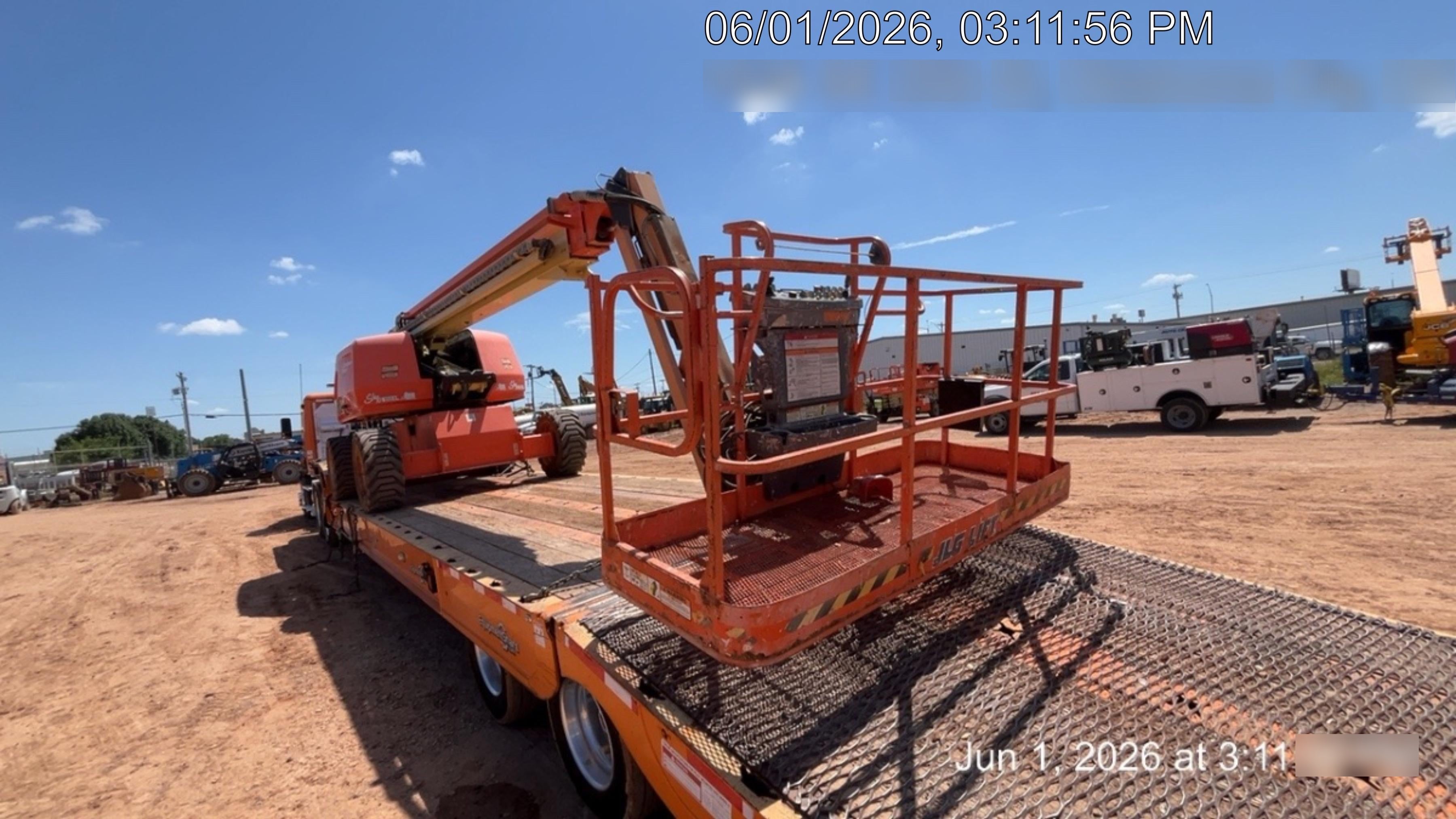 2022 JLG 660SJ