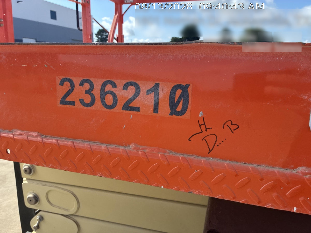2022 JLG RT4069