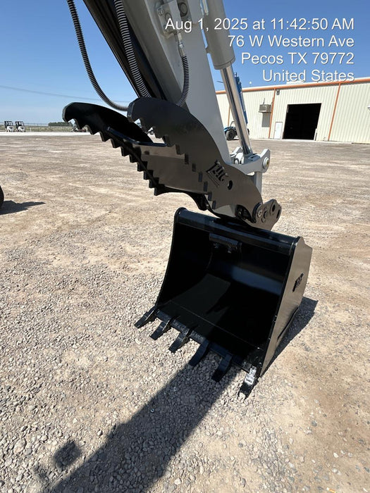 2025 TAKEUCHI 36" Bucket - Takeuchi