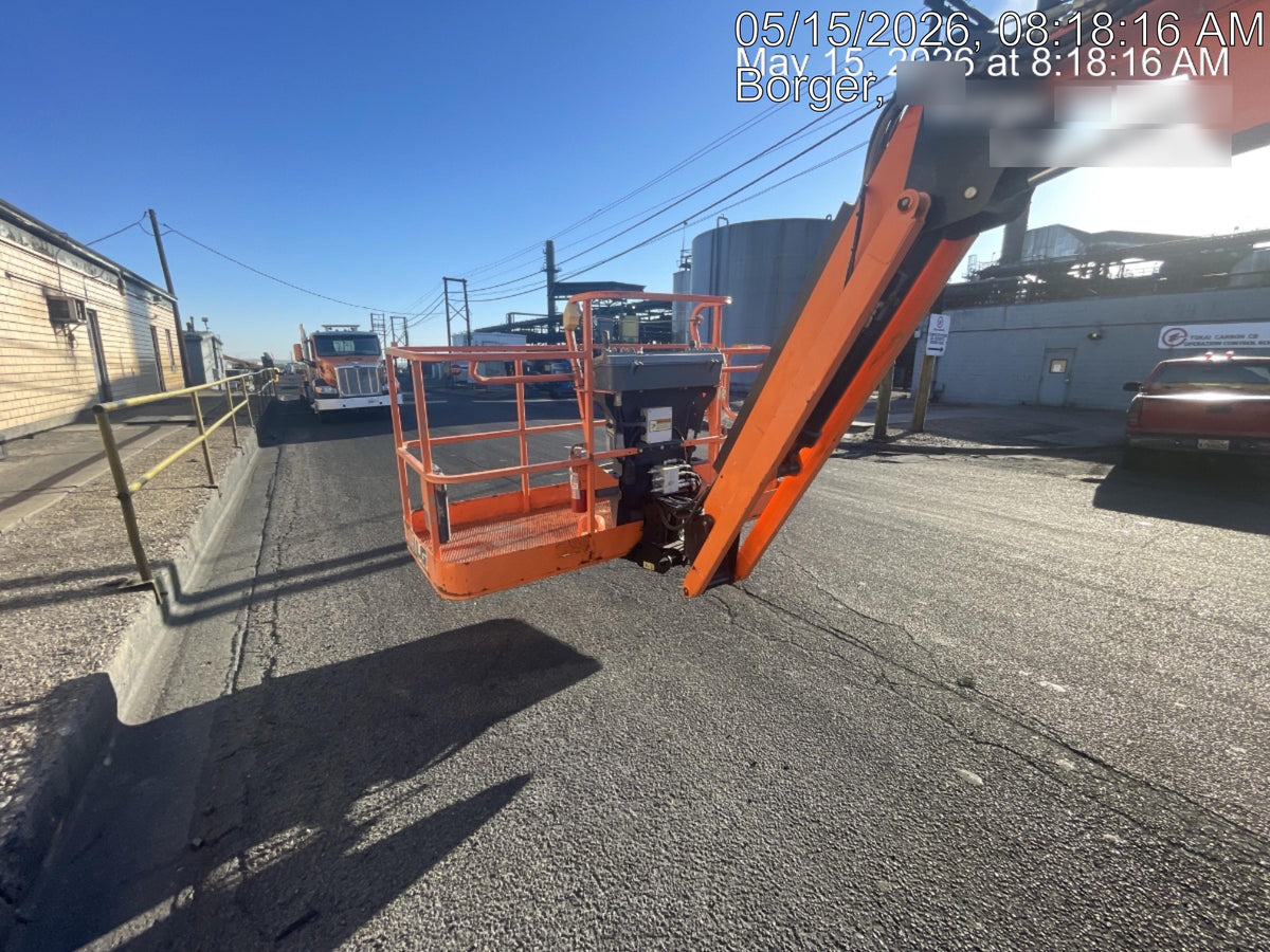 2021 JLG 800AJ