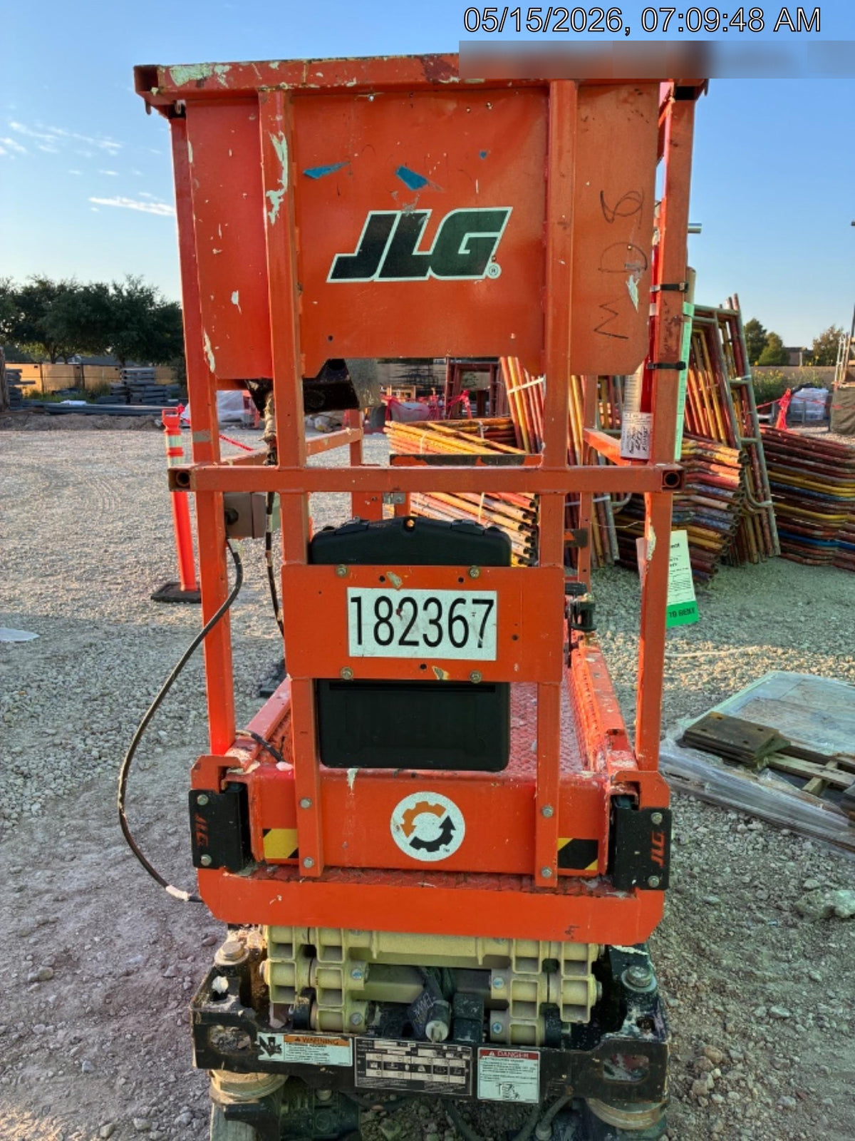 2021 JLG ES1330L
