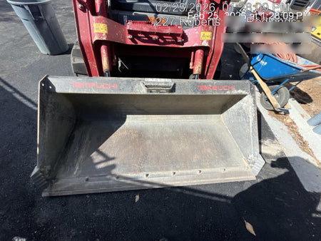 2025 TAKEUCHI 76" Smooth Bucket - Takeuchi