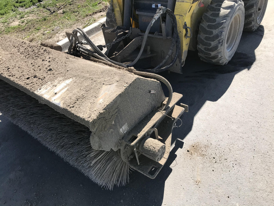 2019 PALADIN Sweepster SB72