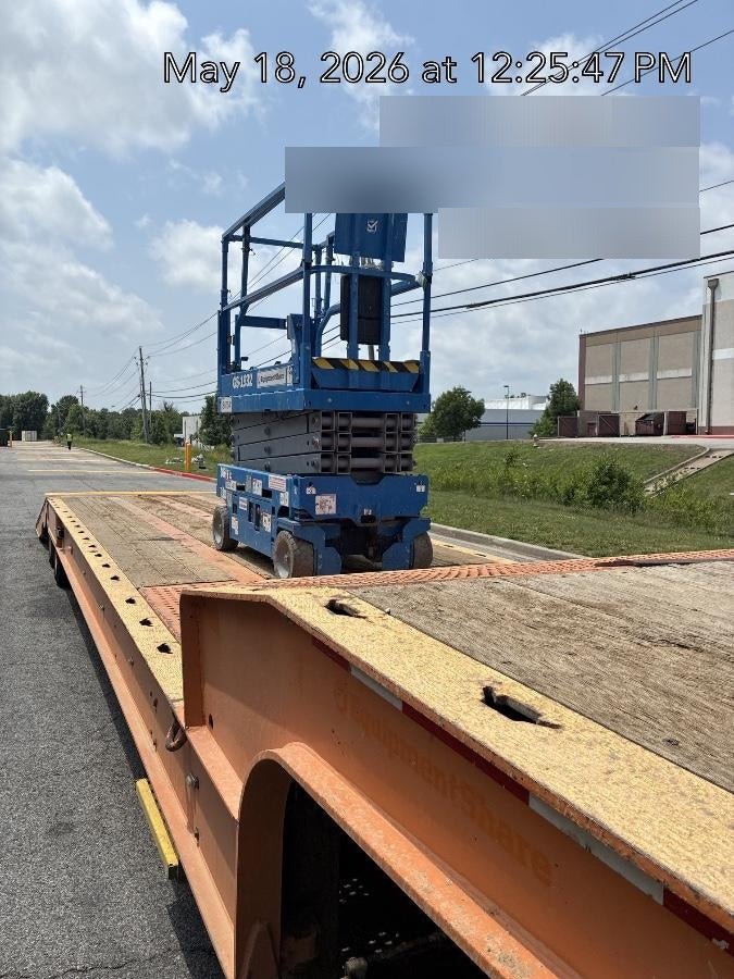2019 Genie GS-1930 Fixed rails with chain Entry