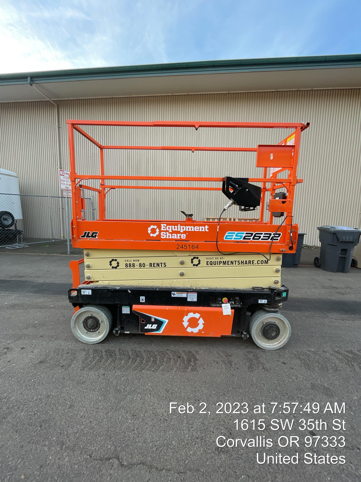2022 JLG ES2632