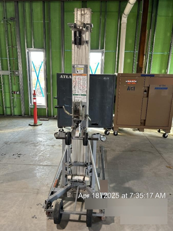 2020 GENIE SLC-24