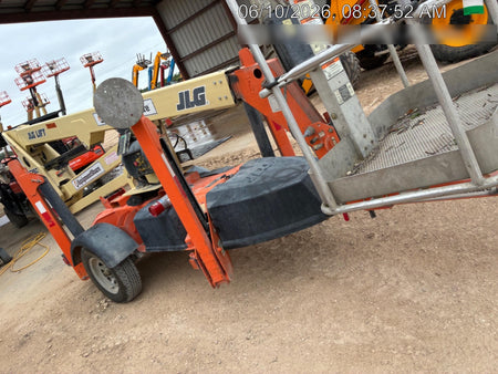 2022 JLG T350