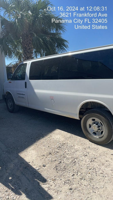 2023 CHEVROLET Express Van - Rental