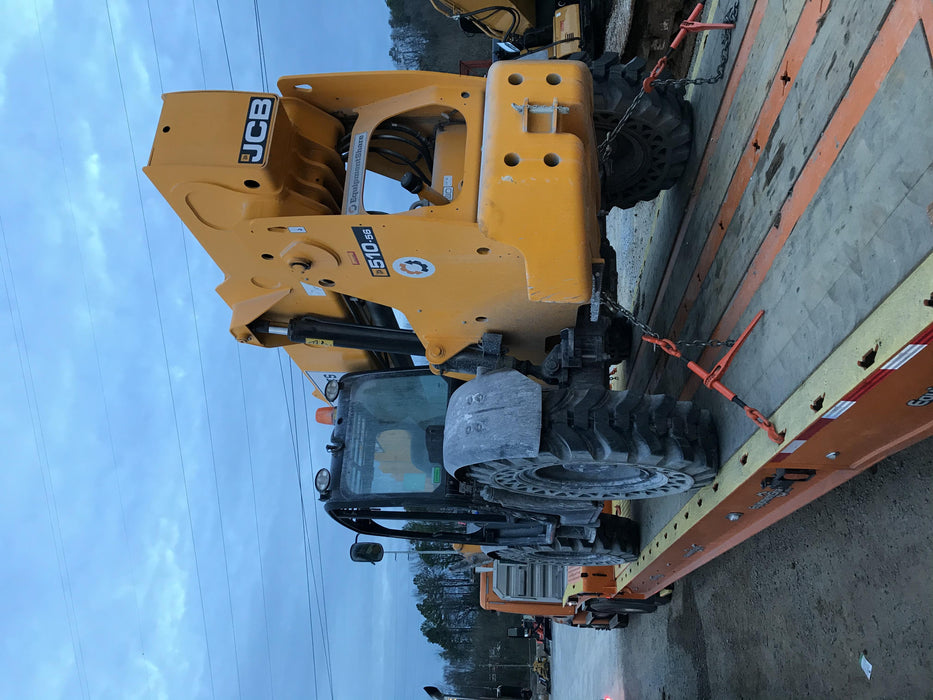2019 JCB 510-56 Canopy, 74 HP, Solid Tires, STD Worklight, Beacon, Aux Hydraulics, Lifting Eye, Back up Alarm w/66" Carriage/60" Forks