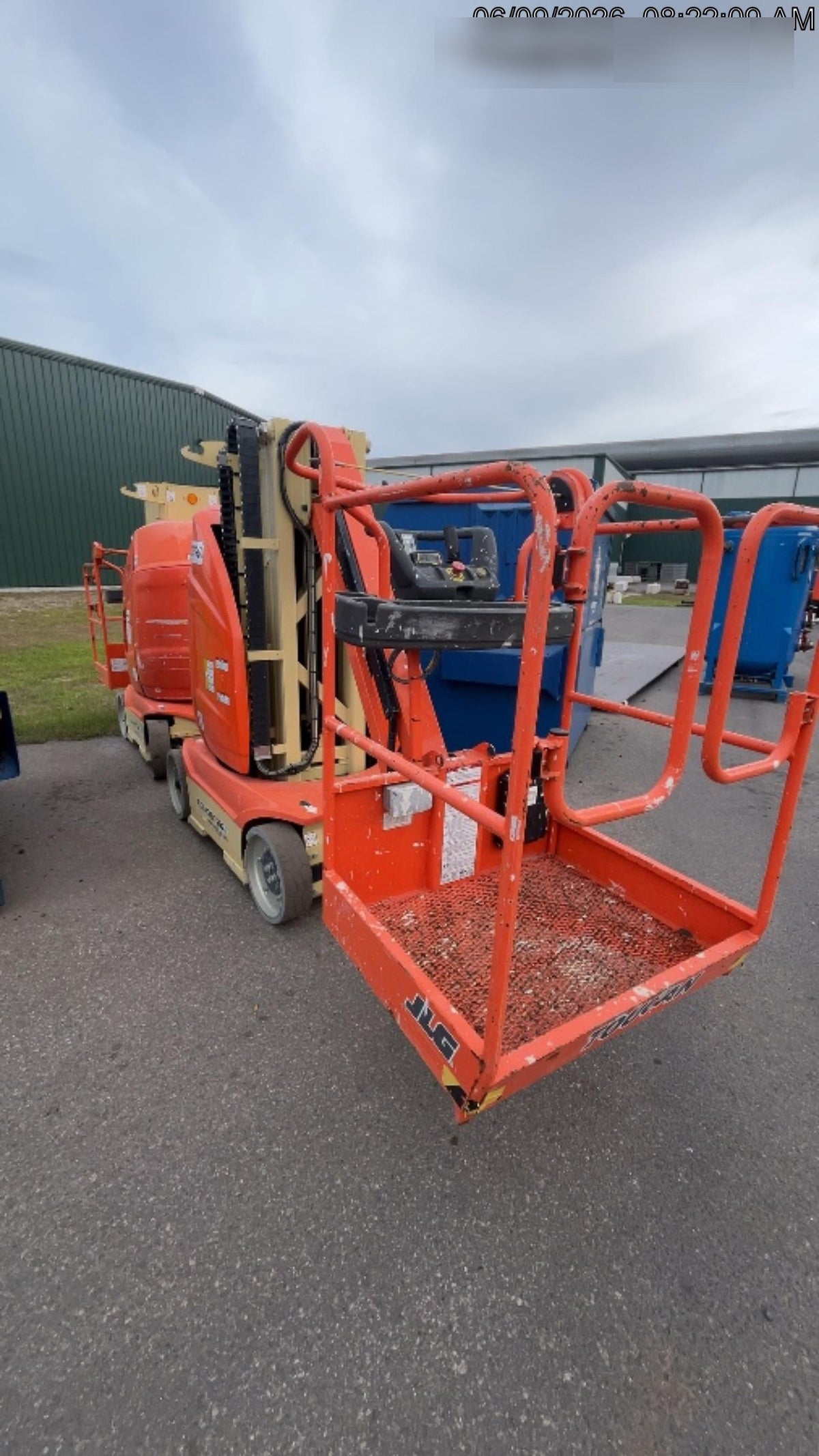 2022 JLG 26E
