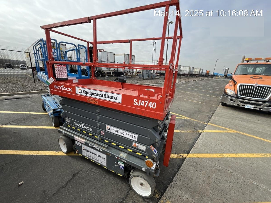 2022 SKYJACK SJ4740