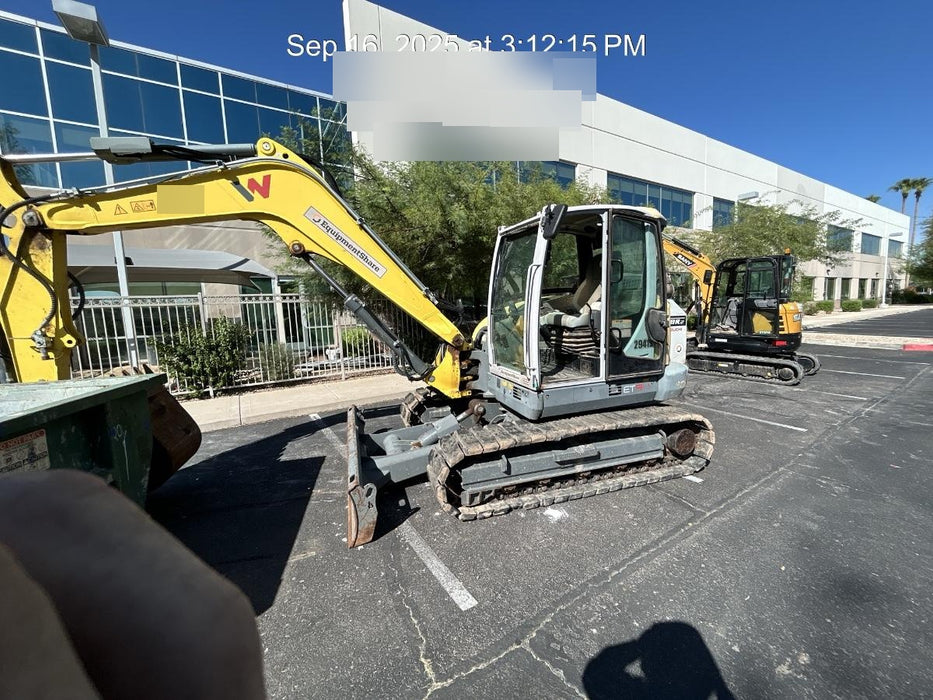 2019 Wacker Neuson ET90 Enclosed Cab, Hybrid Tracks, Long Dipperstick, T4, Hydraulic Thumb w/Manual QC, Buckets: 18/24/36"