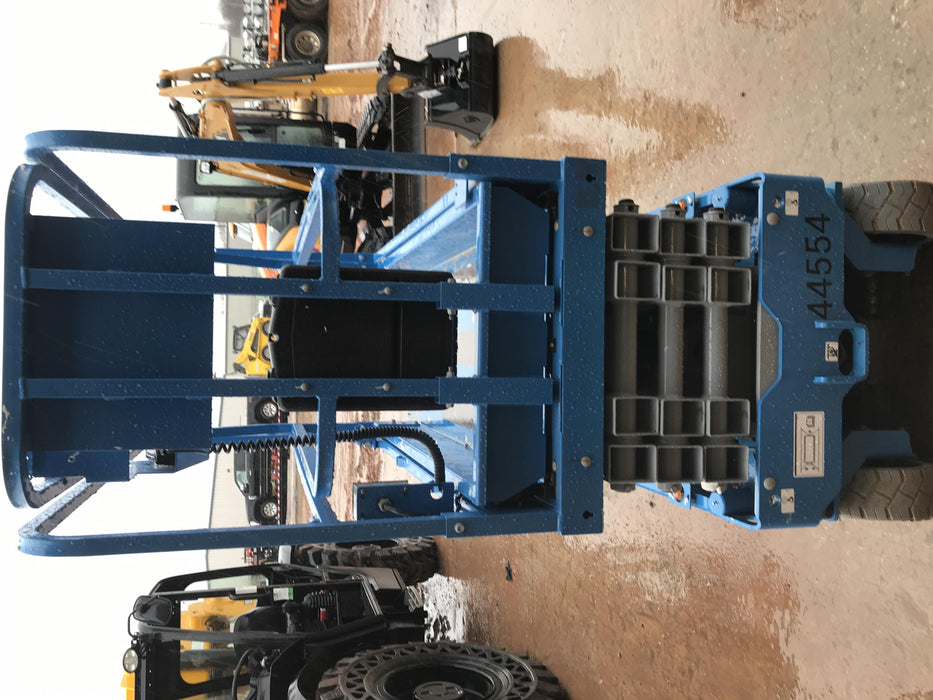 2019 Genie GS-1930 Fixed rails with chain Entry