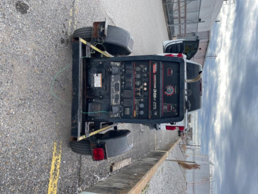 2019 Lincoln Electric Vantage 322 Welder Ready-Pak 3, Two wheel trailer, Fender and Light kit, Cable Rack
