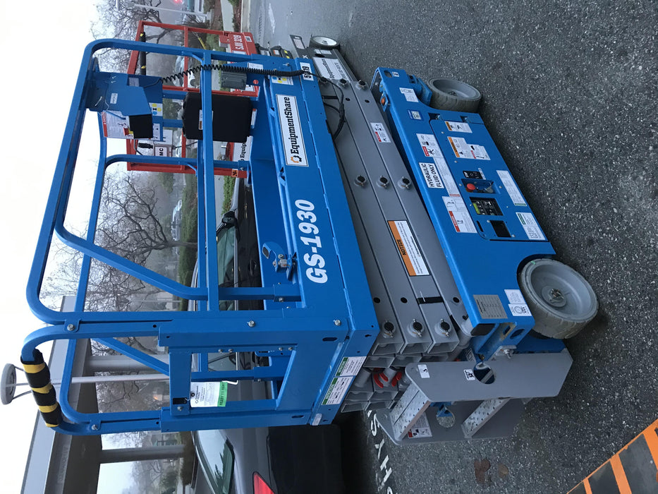 2019 Genie GS-1930 Half Height Swing Gate, 800W Inverter