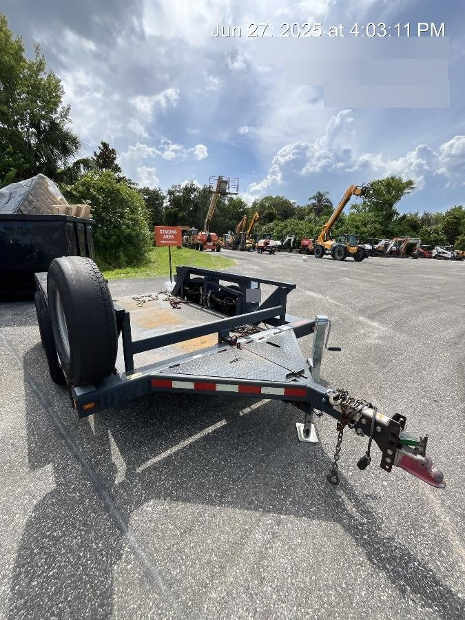 2018 JLG 1012