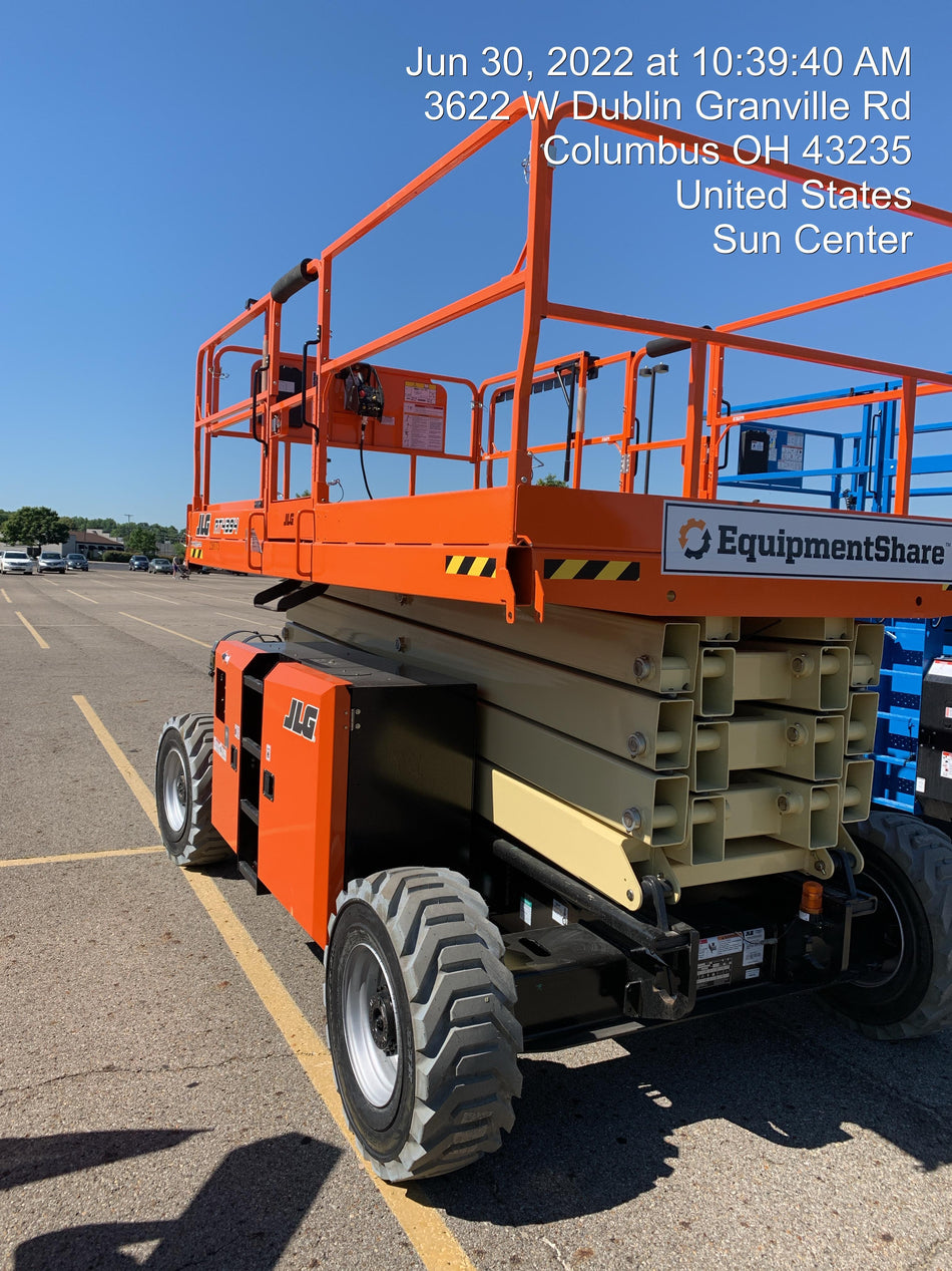 2022 JLG 4394RT
