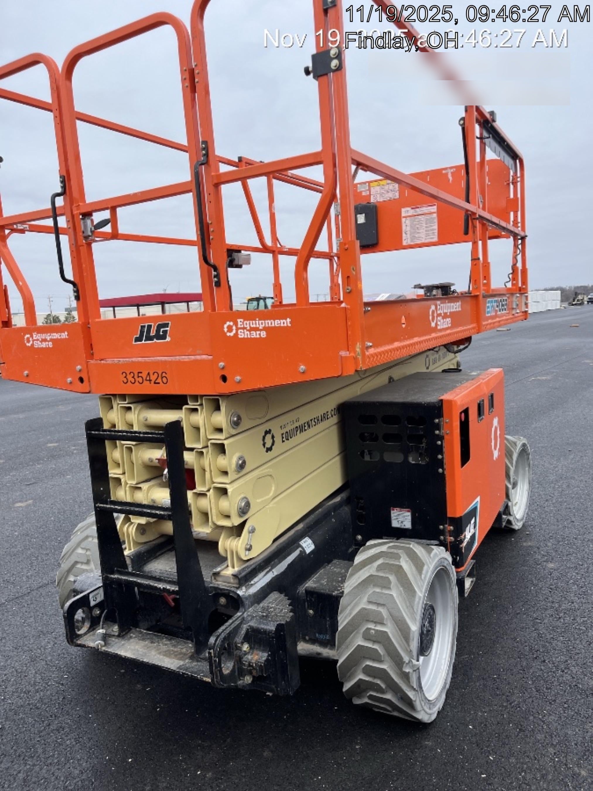 2023 JLG ERT4069
