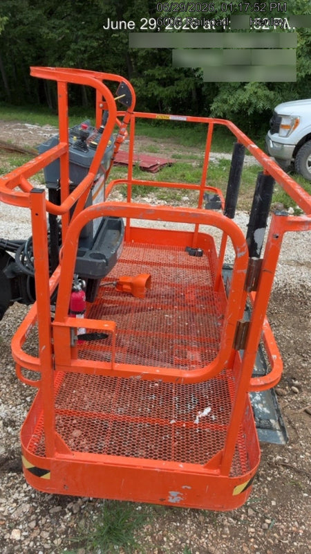2025 JLG 660SJ