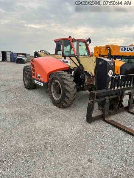 2021 JLG 1732
