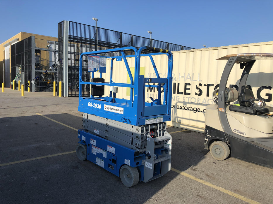 2020 Genie GS-1930 Solid Non Marking Tires, Beacon, Folding rails with half height swing gate