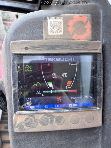 2022 TAKEUCHI TB250-2CR
