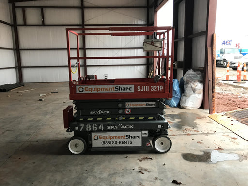2018 Skyjack SJIII-3219 Skyjack SJIII3219 Scissor Lift w/Trojan Batteries