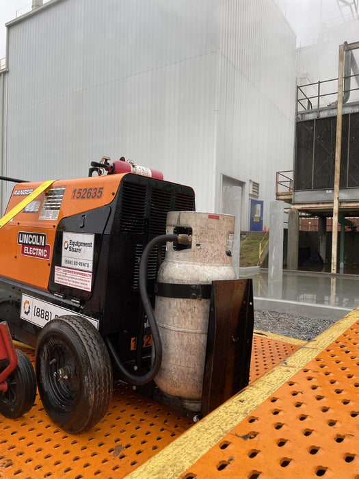 2021 Lincoln Electric Ranger 305 LPG LPG One-Pak (includes undercarriage, tank holder & tank strap) ORANGE