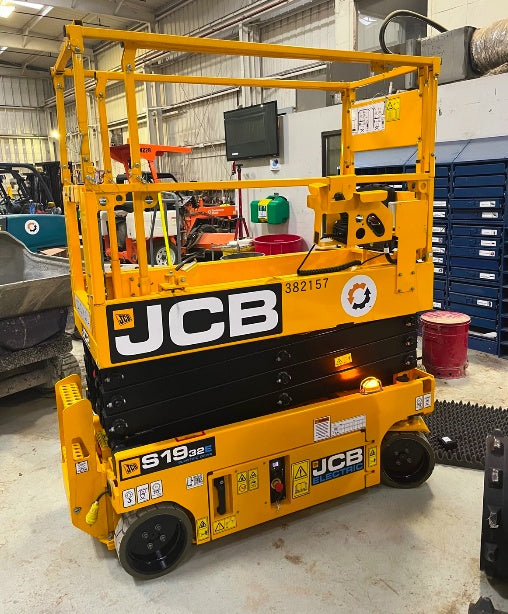 2024 JCB S1932E