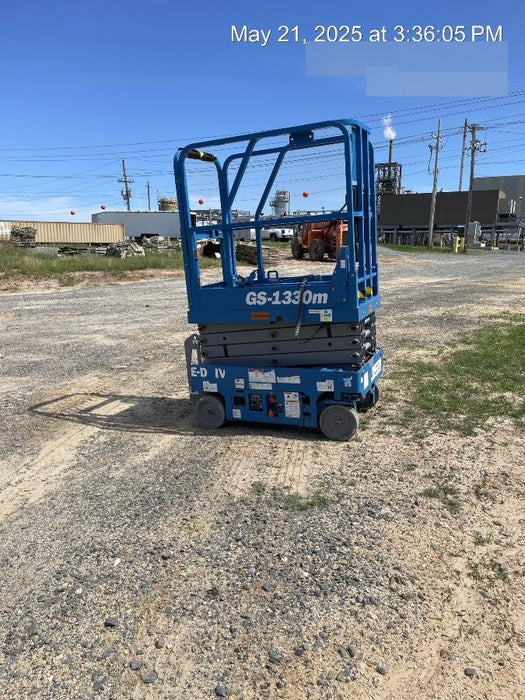2021 GENIE GS-1330m