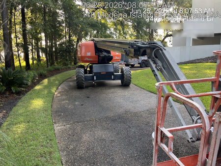 2025 JLG 660SJ