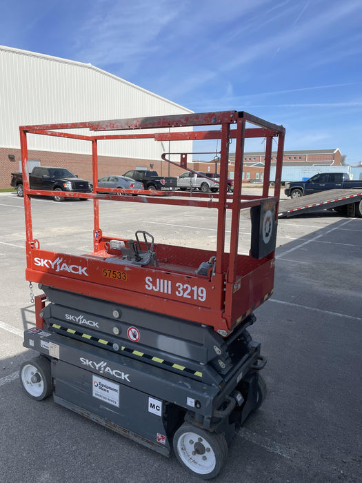 2016 Skyjack SJIII-3219 Standard Rental Specs