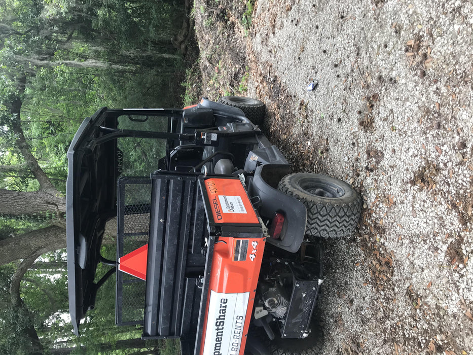 2019 Kubota RTV-X900G-H - 2 Passenger 4wd Utility Cart, LED Strobe, Windshield Tempered Glass, Plastic Canopy, Backup Alarm