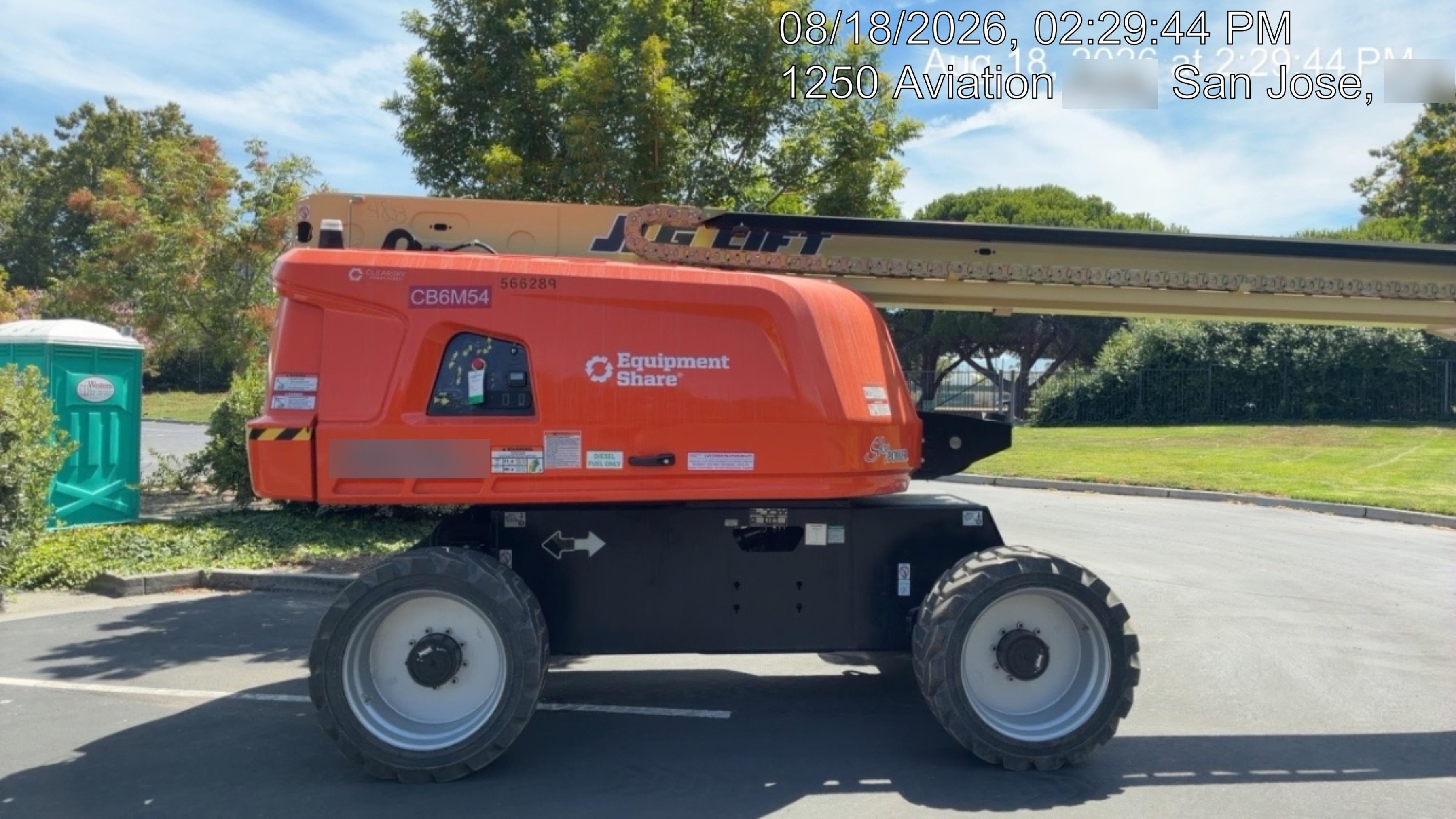 2025 JLG 660SJ