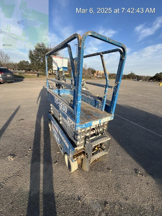 2017 Genie GS-1930 Genie GS-1930 Lift w/Fixed Rail and Chain Entry