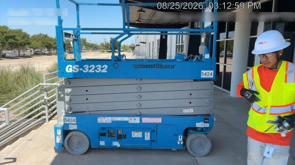 2017 GENIE GS-3232